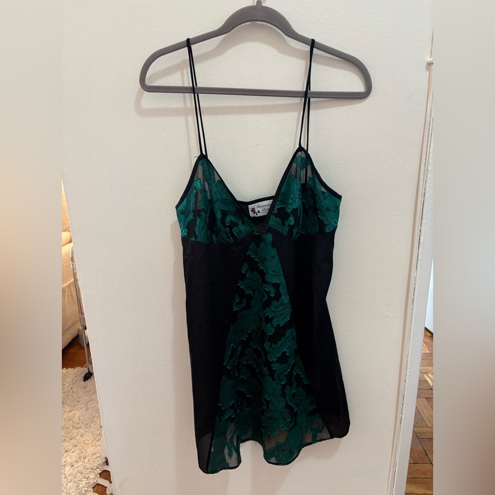 Vintage American Beauty black and green lace slip dress with adjustable straps